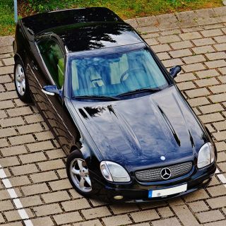 Mercedes e